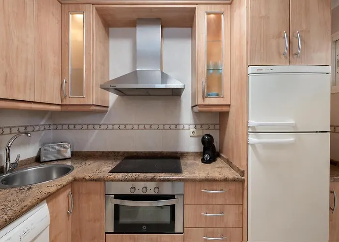 Apto Frente Al Mar En * ماربيا